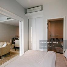 Walking distance to KLCC 