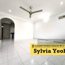 Lip Sin Apartment Very Well Maintain at Sungai Dua