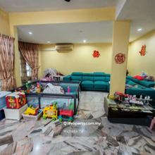 2-storey Corner Unit at Sri Petaling For Sale  