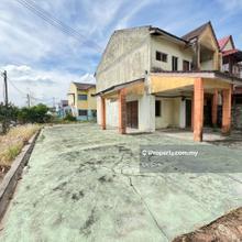 Corner, limited unit, big land, nice condition, close to school, shop