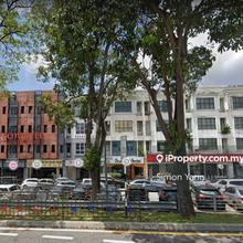 Usj Taipan Corner Unit 