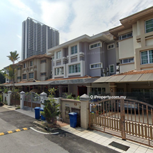 3 Storey Superlink House , Happy Garden(Jln  Selesaria)