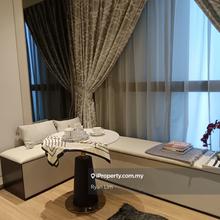Skyline Embassy, Freehold, Luxury Condo,Good Investment, ROI 6%