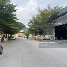 Fully covered large factory 