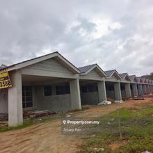 Cengal lempung 20x114 rumah panjang 4 parking