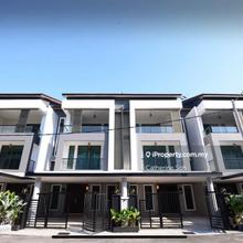 Kota Laksamana Kota Syahbandar 3 Storey Terrace Fully Reno For Sale 