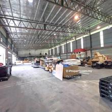 Show room / Facing main road High exposure rate jalan balakong