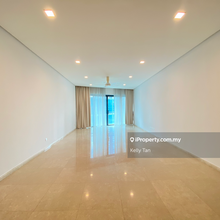 Corner Unit for rent