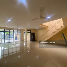 2-Storey Linked House for Rent in Laman Glenmarie