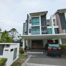 Cozy Corner With Big Garden Sejati Residence 3 Sty Superlink Cyberjaya