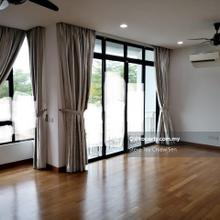 Nusa Duta 3 double storey Bungalow @ Corner lot For Sales