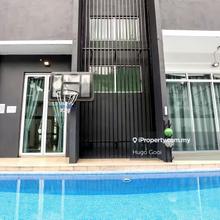 Corner Private Pool Bungalow, Ample Parking Space, 24 Hrs Security