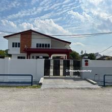 Bungalow Corner Lot Double Storey For Rent