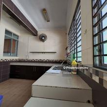 Terrace house for Sale