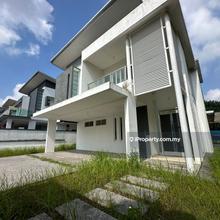 Land 8000sf, Modern Design, Peaceful & Privacy