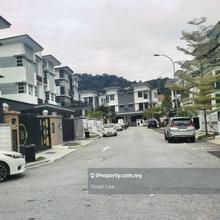 Two and half storey Semi D at Selayang 