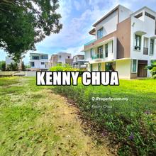 3-Story Bungalow with Large Side Land