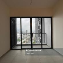 Great lifestyle condo with LRT connection in mind