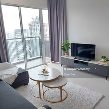 Dual Frontage High Floor Facing Sefina 