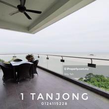 Year 2023 Latest Penthouse - Full Seaview Unobstructed and Renovated!