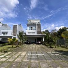4 storey bungalow corner with lift for Sale