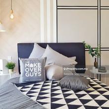 Sqwhere 2 Rooms with beautiful ID for rent