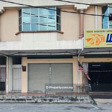 Shoplot For Sale With Tenant 