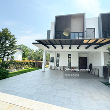 The Kews luxury landed house 
