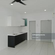 742sf Bumi Lot/Mid Floor/Renovated/Partly Furnish/Well Kept/Best Deal