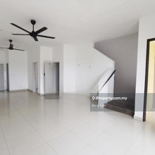 2 Sty house Facing Playground Bandar Mahkota Banting F/H well kept
