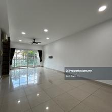 Resort feel low floor pool view units 1927sf at 900k only!