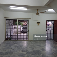 Puchong Perdana 2 storey Linkhouse For Sale