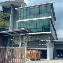 Prime location semi d for sale, facing mainroad