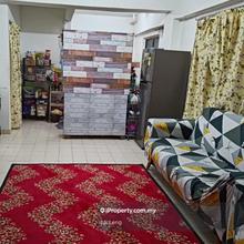 Damai apt at bandar sunway walking distance to Komuter station 
