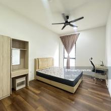 Sqwhere sungai buloh medium room for rent