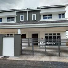 Rumah Berkembar Setingkat di Bandar Baharu