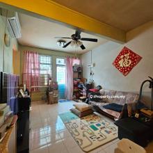 Cheng Ria Ground Floor Non Bumi Semi Furnishing 2 Rooms For Sale