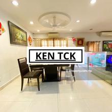 2.5 Storey Semi D For Sale