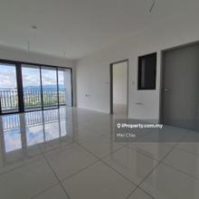 Newly completed condo at Kota Damansara, low density, move in ready