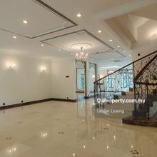 The Mines Resort City 2.5 Storey Lakeview Bungalow For Sales