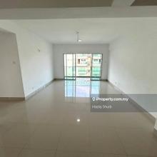 Freehold. Size 1281 sqft. Nice Unit