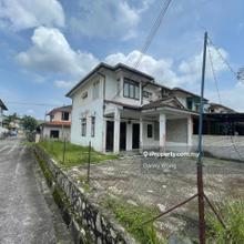 Extra 10ft land unit, facing empty more parking. View it now 