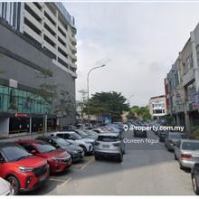 Main commercial area in Usj21