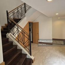 This is a 3 Storey Townhouse With 4 Spacious Rooms And A Family Room. 