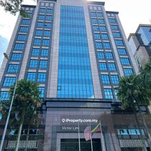 Newly-refurbished building. Near Semantan MRT. Ample F&B outlets. 