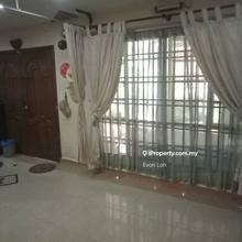 PJ bandar sri damansara sd10 double storey house , renovated unit