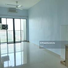 Below market price ready unit viewing anytime 