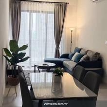 Nicely Done fully furnished unit , Great facilities ,walking to mall