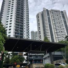 Well maintained & fully furnished unit at changkat view condominium.