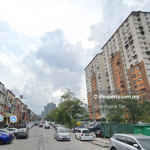 Laman Rimbunan Seroja Apt walk to MRT Kepong Baru shops reno good buy